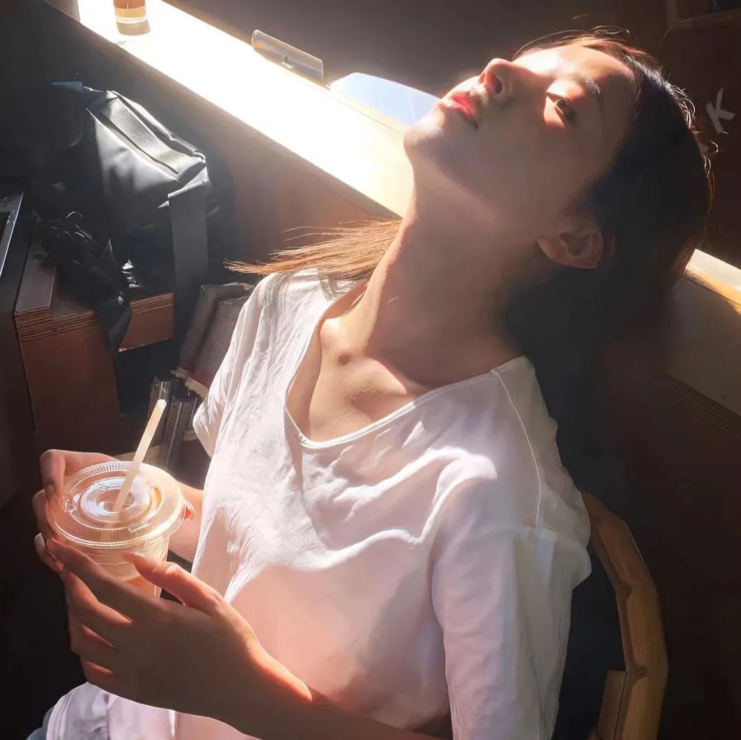 睡着的女人